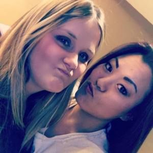 Meet your Posher, Leah